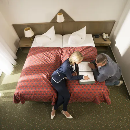 Fritz Schöne Lage Im Grünen Mit Regionaler Küche Kostenfreien Parkplätzen Und E Ladestation Schwerin (Mecklenburg-Vorpommern)