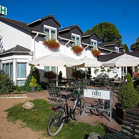 Fritz Schoene Lage Im Gruenen Mit Regionaler Kueche Kostenfreien Parkplaetzen Und E Ladestation 3* Schwerin (Mecklenburg-Vorpommern)