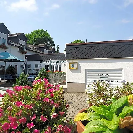 Fritz Schoene Lage Im Gruenen Mit Regionaler Kueche Kostenfreien Parkplaetzen Und E Ladestation Hotel Schwerin (Mecklenburg-Vorpommern)