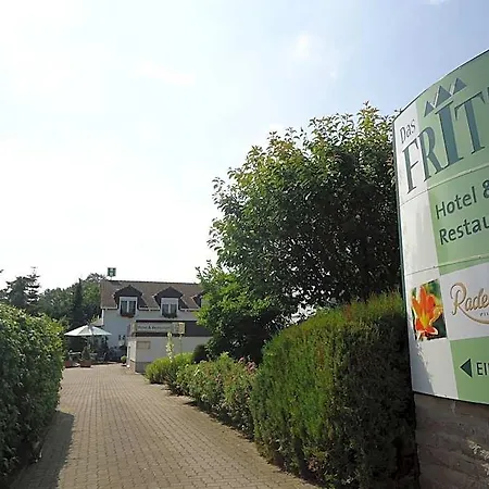 Fritz Schoene Lage Im Gruenen Mit Regionaler Kueche Kostenfreien Parkplaetzen Und E Ladestation Hotel 3*