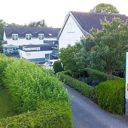Fritz Schoene Lage Im Gruenen Mit Regionaler Kueche Kostenfreien Parkplaetzen Und E Ladestation Hotel