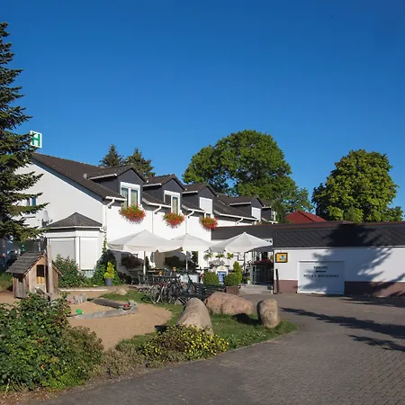 ホテル Fritz Schoene Lage Im Gruenen Mit Regionaler Kueche Kostenfreien Parkplaetzen Und E Ladestation