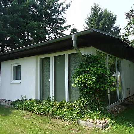 Fritz Schoene Lage Im Gruenen Mit Regionaler Kueche Kostenfreien Parkplaetzen Und E Ladestation ホテル シュヴェリーン